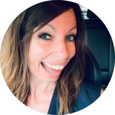 Nathalie, administratif et gestion des chantiers chez Altys Toiture Coutras