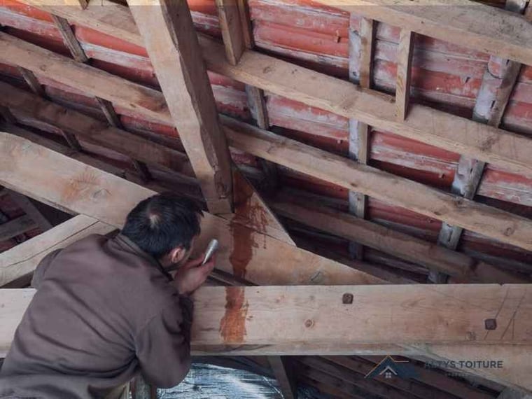 Recherche de fuite de toiture — chantier Altys Toiture Coutras à Coutras